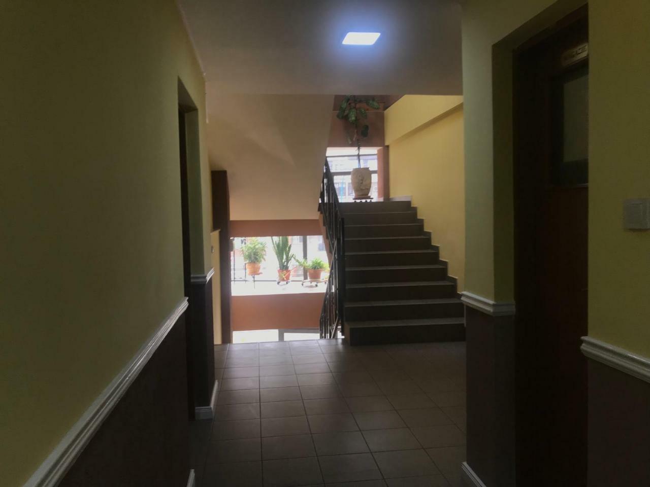 Hotel Bulevard Szörényvár Kültér fotó